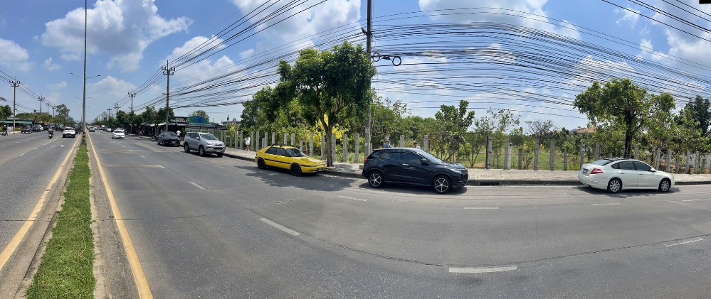 ขายที่ดินนวมินทร์ รามอินทรา : ขายที่ดินเปล่า 23-0-57 ไร่ ติดถนนเลียบคลองสอง ฝั่งขาเข้าไปทางถนนกาญจนาภิเษก (ใกล้บิ๊กซี ฟู้ดเพลส หทัยราษฎร์) แขวงบางชัน เขตคลองสามวา กรุงเทพฯ