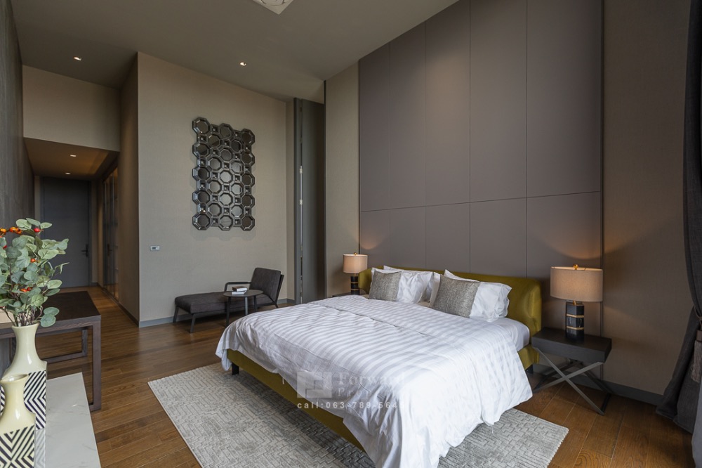 ขายบ้านโชคชัย4 ลาดพร้าว71 : บ้านเดี่ยว 3 ชั้น Unique Luxury นาคนิวาส  Central Eastville   พร้อมสระว่ายน้ำ  ตกแต่งครบพร้อมเฟอร์  125 ล้านบาท