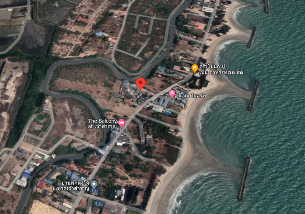 For SaleHotel&Apartment BusinessCha-am Phetchaburi : For sale: 6-room bungalow business with 114 sq.w. of land, Cha-am Beach, Phetchaburi, only 100 m. from the beach.