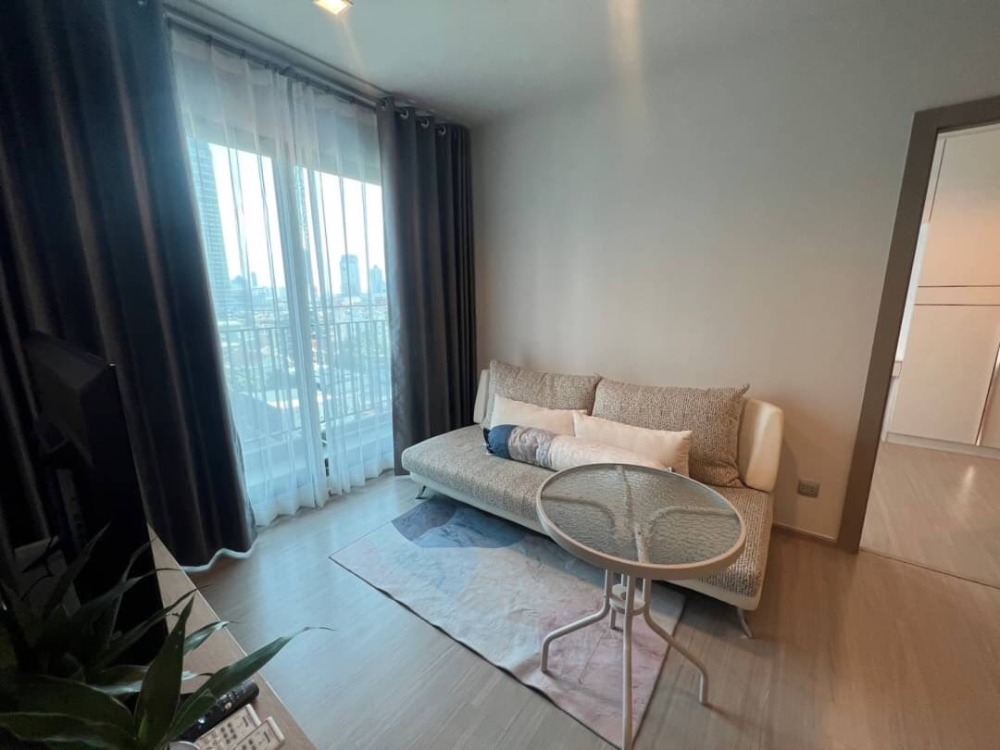 ให้เช่าคอนโดพระราม 9 เพชรบุรีตัดใหม่ RCA : ให้เช่า Life Asoke Rama 9 Ready to move April2026