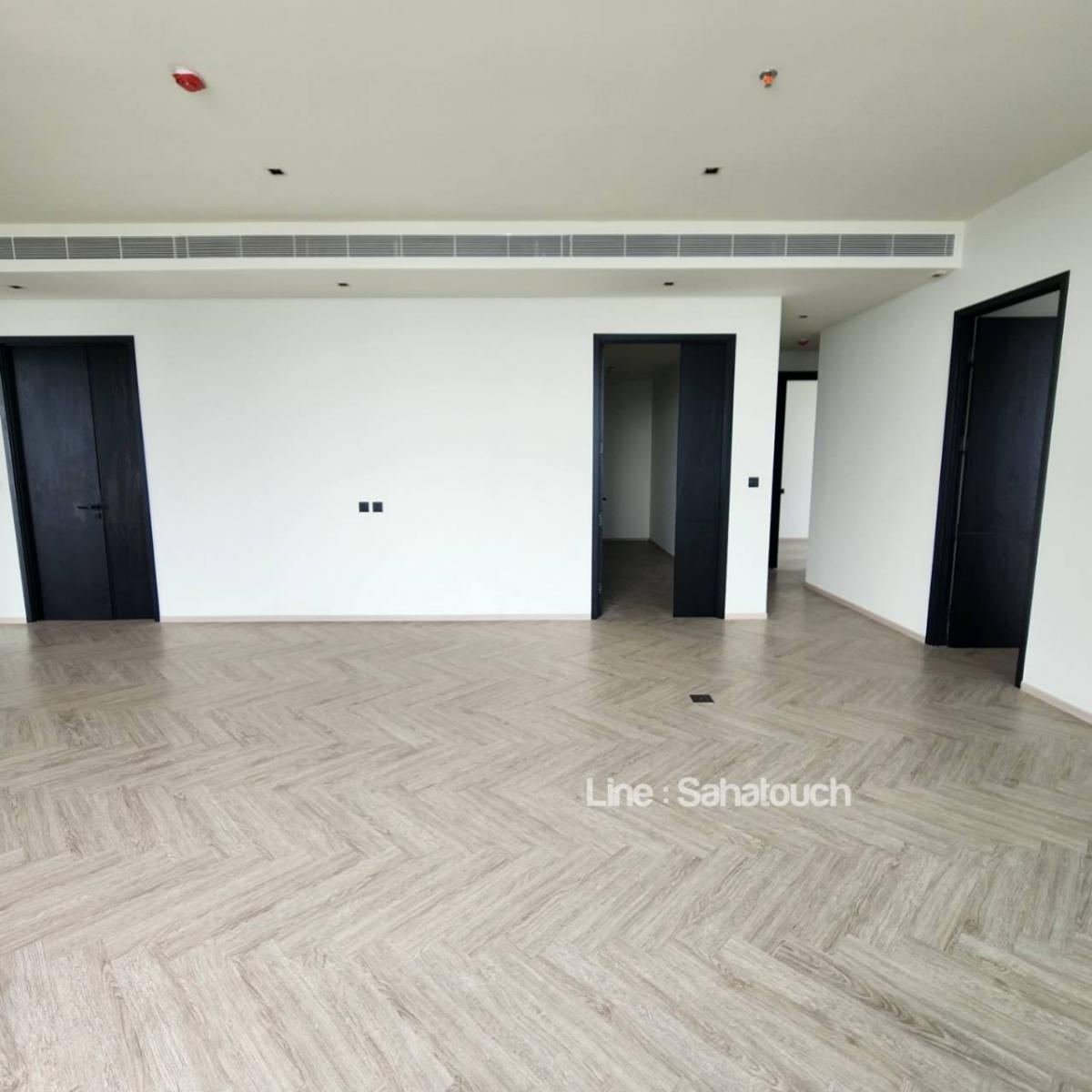 For SaleCondoWongwianyai, Charoennakor : ✨For Sale ✨Chapter Charoen Nakhon 3 Bedrooms 151Sqm River Front (New Room)​🏢