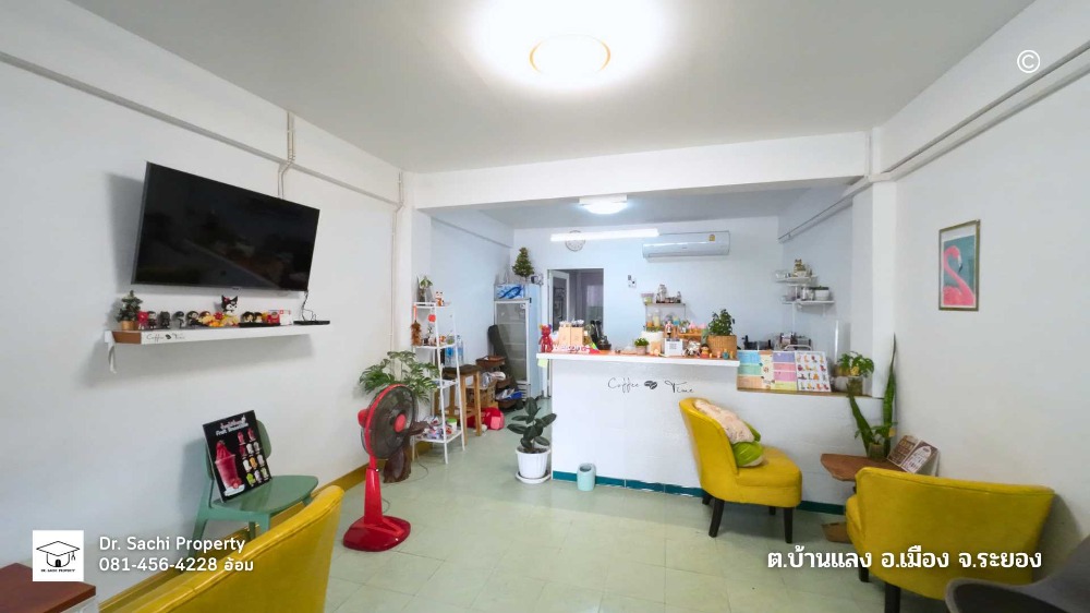 ขายอาคารพาณิชย์ระยอง : ขายด่วน อาคารพาณิชย์ 3 ชั้น 20 ตรว. ตรงข้าม รร.ระยองปัญญานุกูล