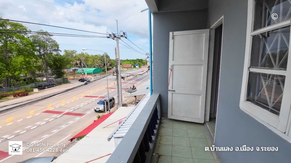 ขายอาคารพาณิชย์ระยอง : ขายด่วน อาคารพาณิชย์ 3 ชั้น 20 ตรว. ตรงข้าม รร.ระยองปัญญานุกูล