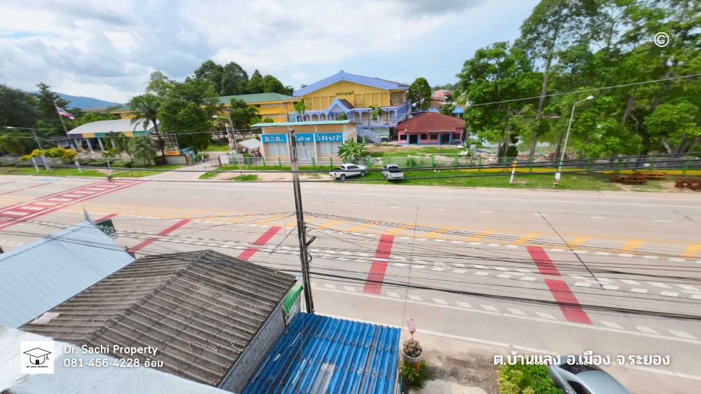 ขายอาคารพาณิชย์ระยอง : ขายด่วน อาคารพาณิชย์ 3 ชั้น 20 ตรว. ตรงข้าม รร.ระยองปัญญานุกูล