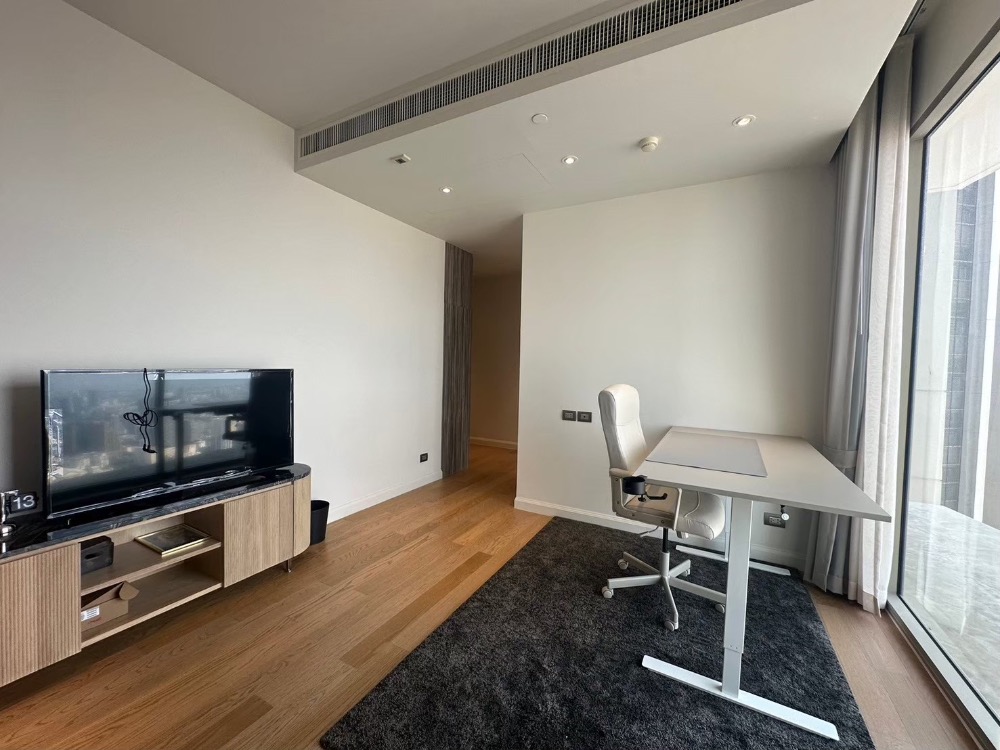 For RentCondoWongwianyai, Charoennakor : 📌For RENT | Magnolias Waterfront Residences - 4BR (174.33sqm) 180,000 THB