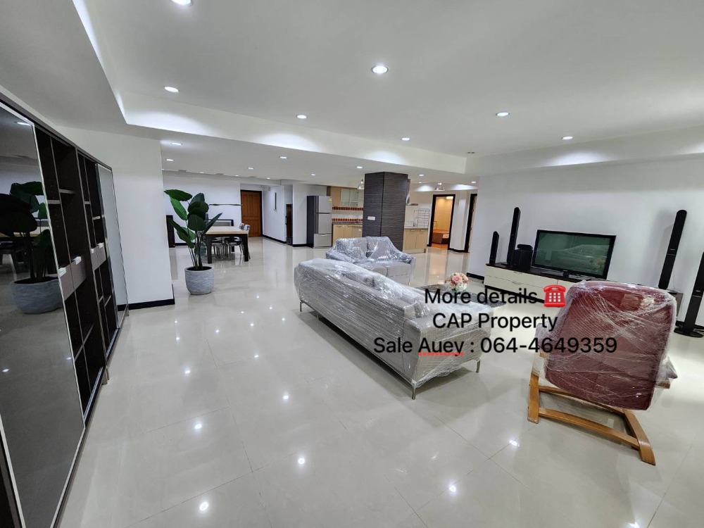 ให้เช่าคอนโดสุขุมวิท อโศก ทองหล่อ : For RENT - 190 sqm / 3 Beds 2 Baths / BTS Prompong - 55,000 THBNegotiable