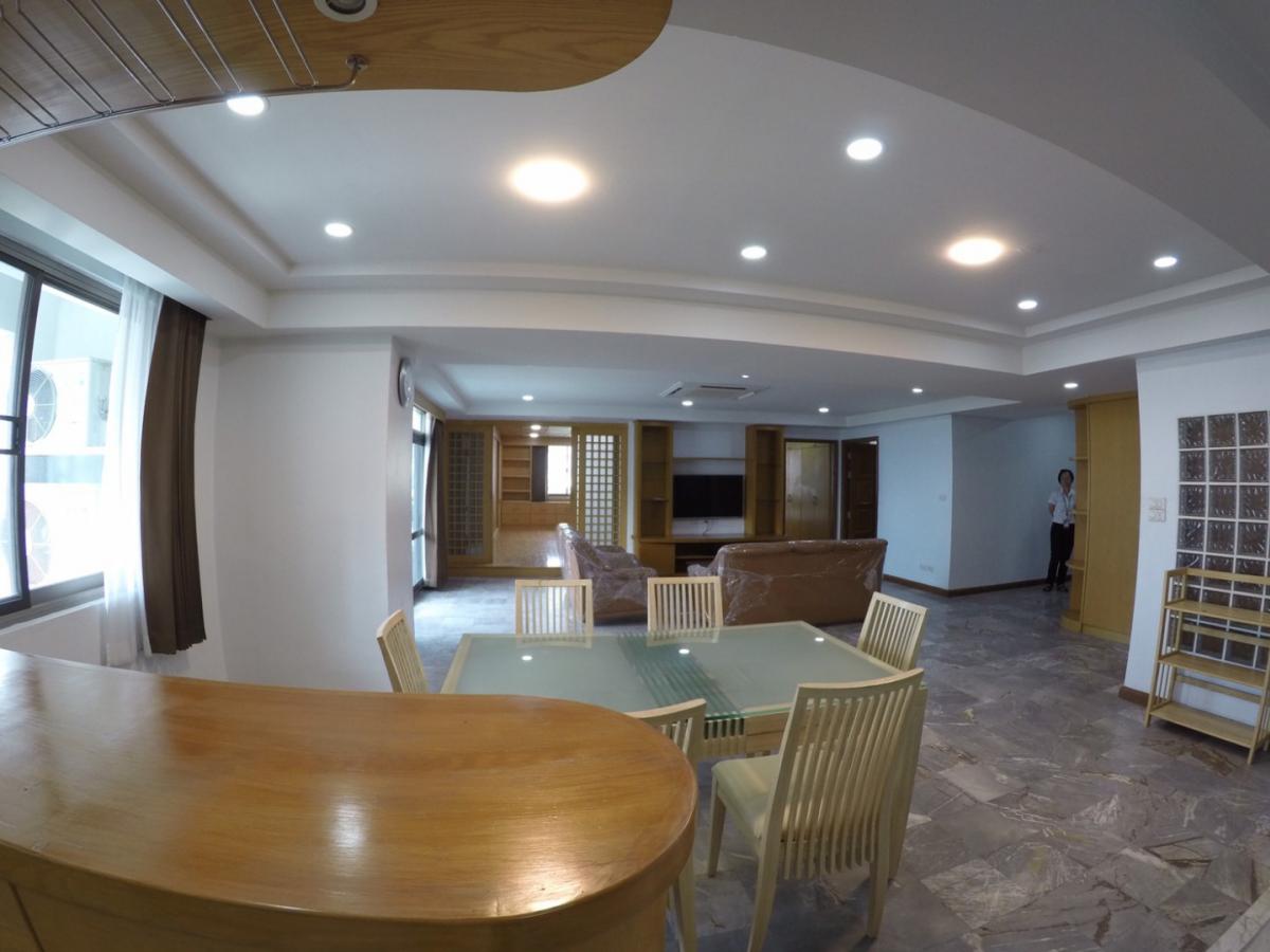 ให้เช่าคอนโดสุขุมวิท อโศก ทองหล่อ : Japanese Style for RENT 160 sqm / 3 Beds 3 Baths + 1 maid
