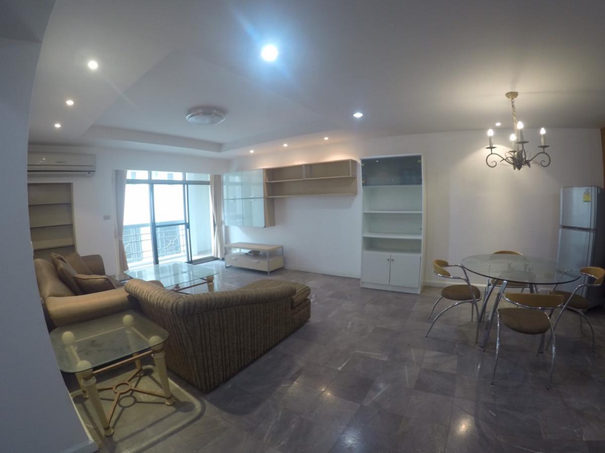 ให้เช่าคอนโดสุขุมวิท อโศก ทองหล่อ : 3 Beds 2 Baths @BTS Phrom Phong 45,000 THB