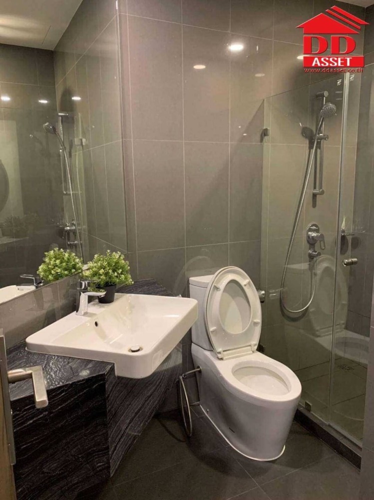 For RentCondoSiam Paragon ,Chulalongkorn,Samyan : For rent Ashton Chula-Silom Condo for rent Ashton Chula-Silom near MRT Samyan Code : C8158