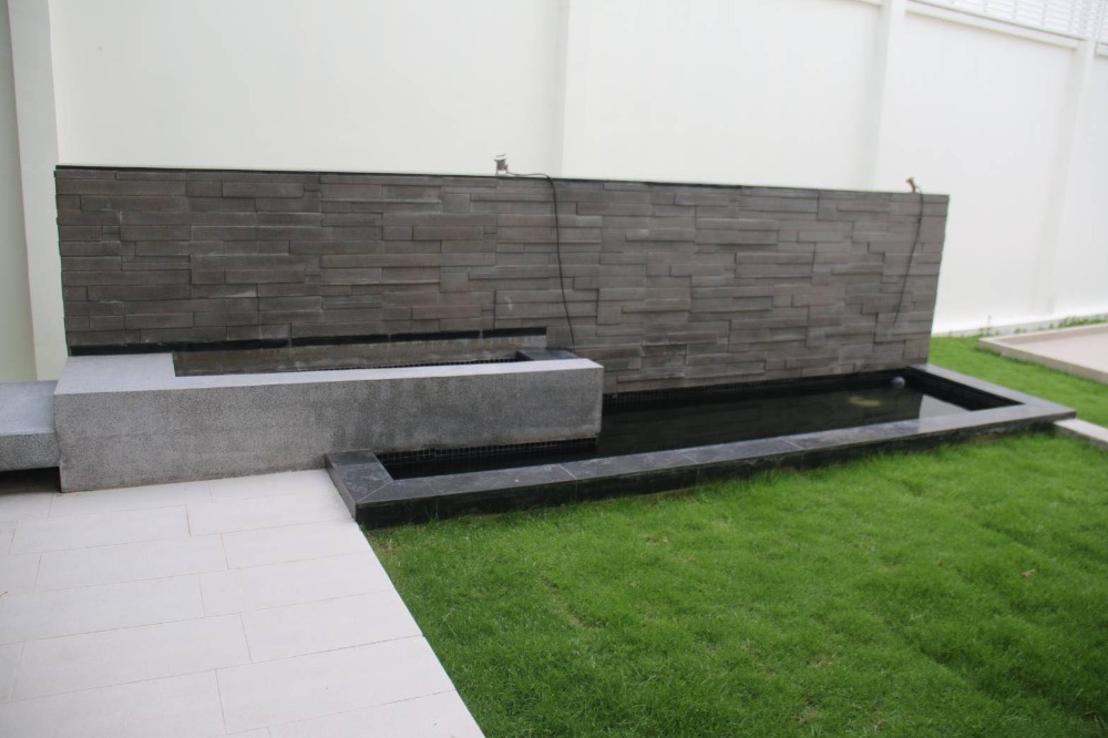 ขายบ้านรัตนาธิเบศร์ สนามบินน้ำ พระนั่งเกล้า : บ้านเดี่ยว หมู่บ้านลดาวัลย์ รัตนาธิเบศร์