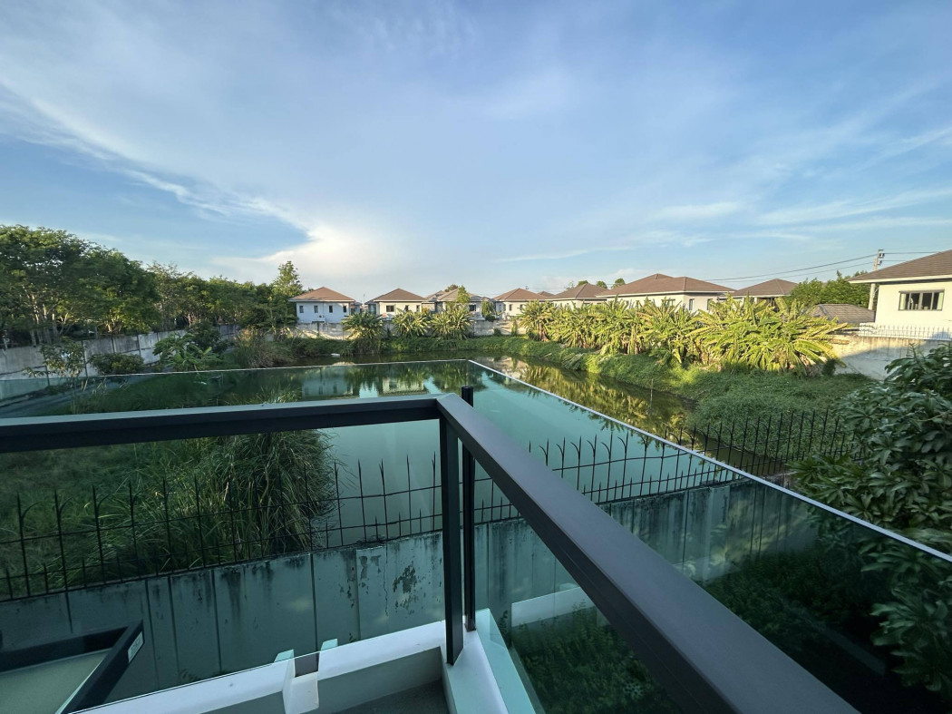 ขายบ้านพัฒนาการ ศรีนครินทร์ : 🏠 ขายบ้านเดี่ยวด่วน สไตล์โมเดิร์น เศรษฐสิริพัฒนาการ 2 - 88.6 ตรว 4 นอน 3 น้ำ ใกล้รถไฟฟ้าสายสีเหลือง