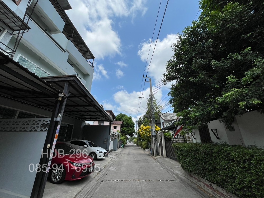 ขายทาวน์โฮมบางนา แบริ่ง ลาซาล : FOR SELL : ทาวน์โฮม 3 ชั้น 4.89 ถูกคุ้ม สุขุมวิท 103 อุดมสุข 42