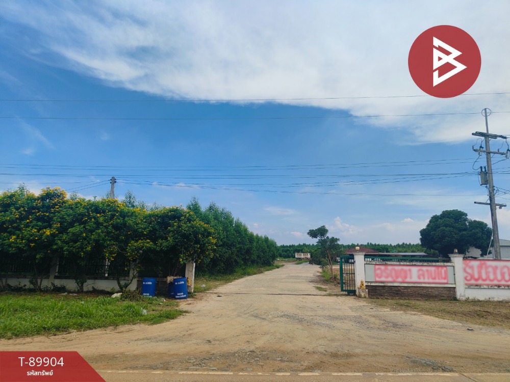 For SaleLandPattaya, Bangsaen, Chonburi : Land for sale with buildings, area 25 rai 2 ngan 93 square wah, Phanat Nikhom, Chonburi.