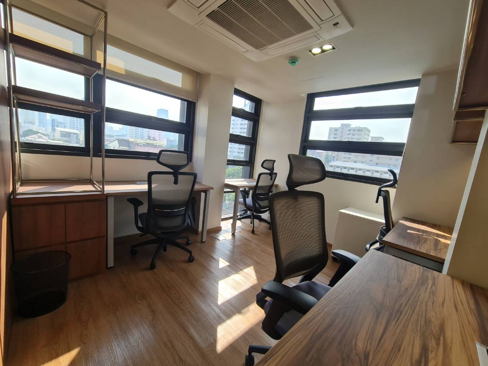 ให้เช่าสำนักงานนานา : เซอร์วิสออฟฟิศ พื้นที่สำนักงานให้เช่า สุขุมวิท Serviced Office ตกแต่งสวย พร้อมเข้าอยู่ อาคาร เวิร์คสตอรี่ส์ สุขุมวิท ซอย2 ( Workstories Sukhumvit Soi 2 ) สำหรับ 1 - 10 Workstations เริ่มต้น 9,000 บาท ใกล้รถไฟฟ้า BTSนานา