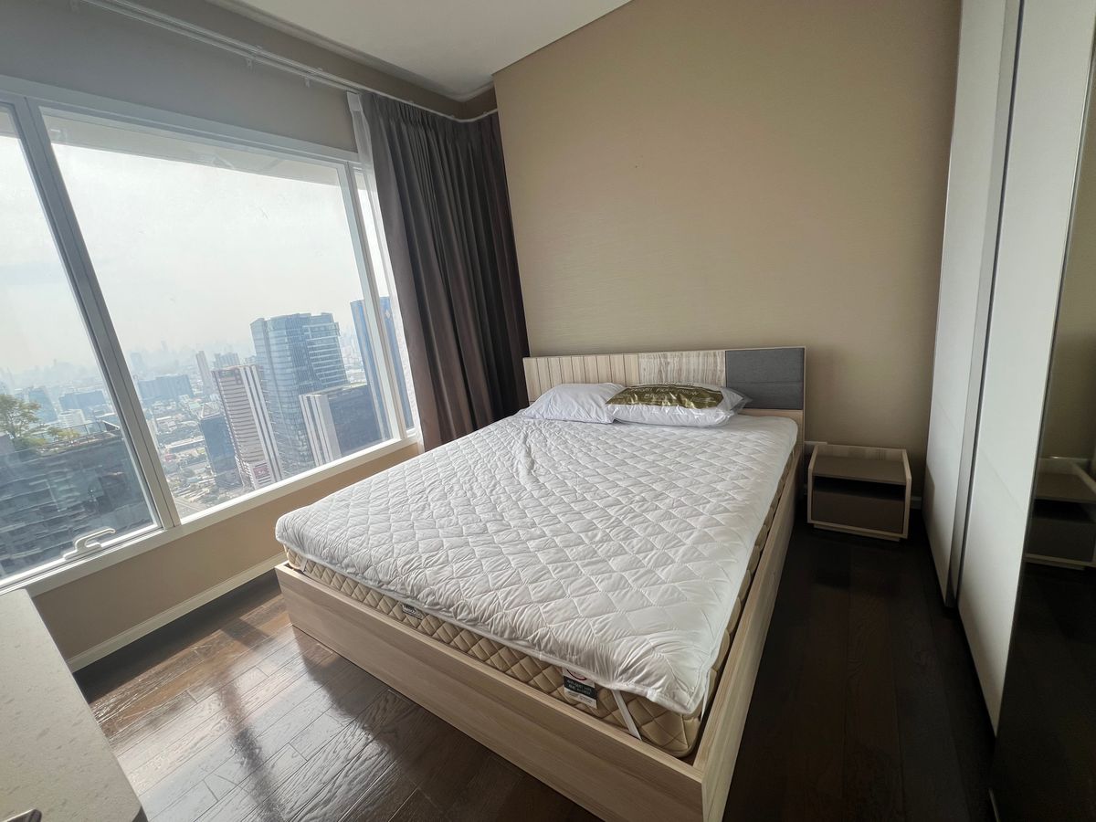 ให้เช่าคอนโดลาดพร้าว เซ็นทรัลลาดพร้าว : ให้เช่าราคาถูก คอนโด The Saint Residences 2-Bed ชั้นสูง ห้องสวย