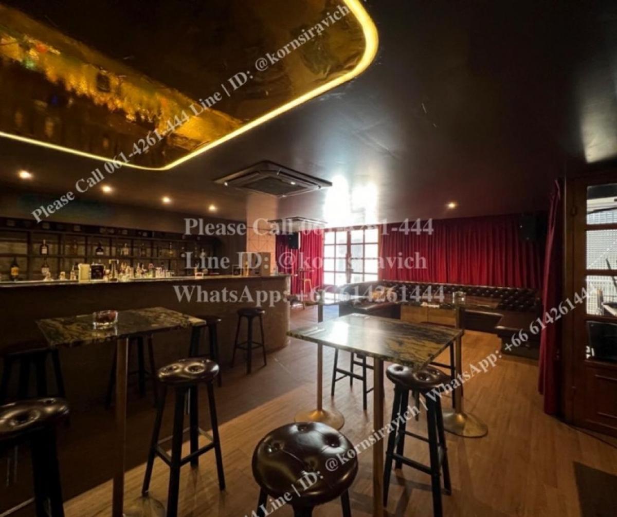 For RentRetail SpaceSukhumvit, Asoke, Thonglor : Renting a bar /Thonglor liquor store, Sukhumvit 55, very good location, parking, Hangout area, Thong Lo Ekamai area