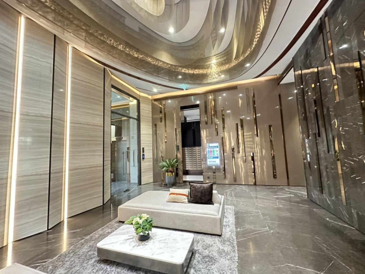 ให้เช่าคอนโดพระราม 9 เพชรบุรีตัดใหม่ RCA : คอนโดใกล้ทางด่วน และ ใกล้แอร์พอร์ตลิ้งรามคำแหง