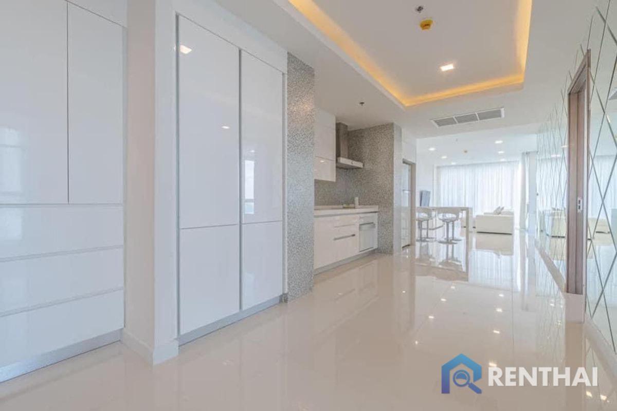 For SaleCondoPattaya, Bangsaen, Chonburi : Luxury beachfront condo 3beds 3baths