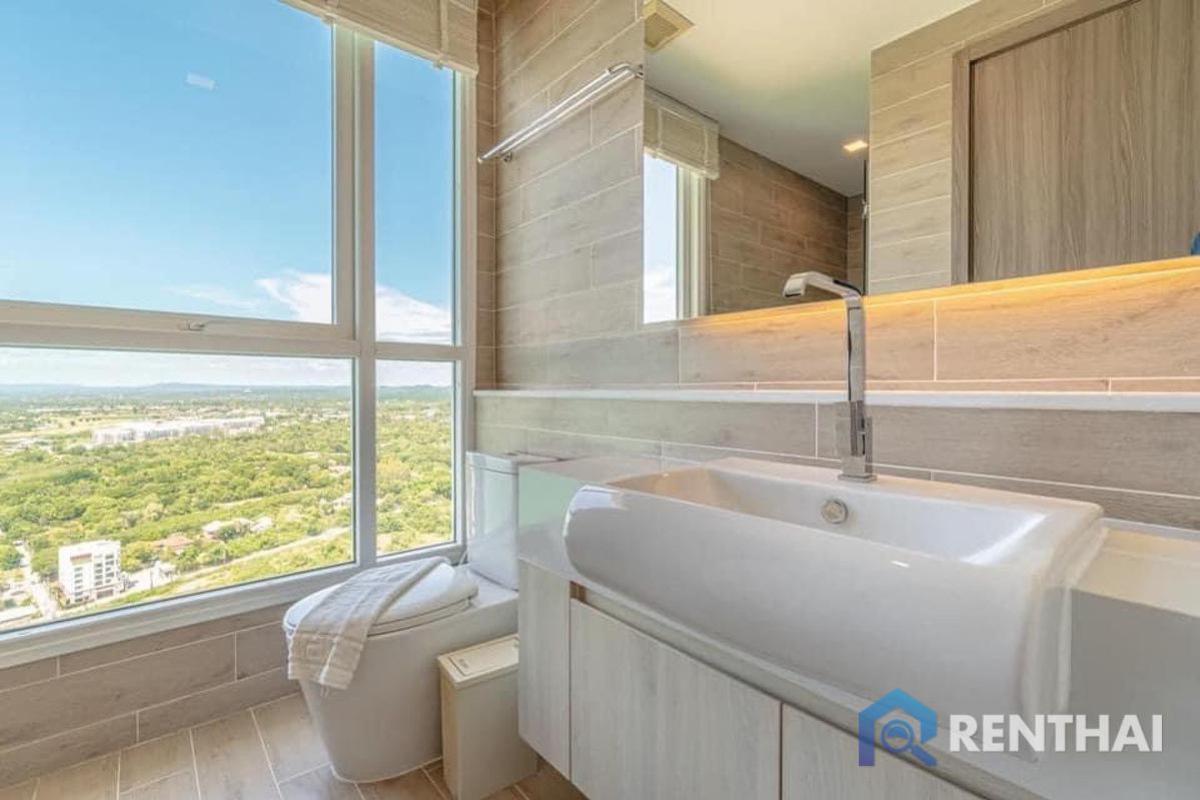 For SaleCondoPattaya, Bangsaen, Chonburi : Luxury beachfront condo 3beds 3baths