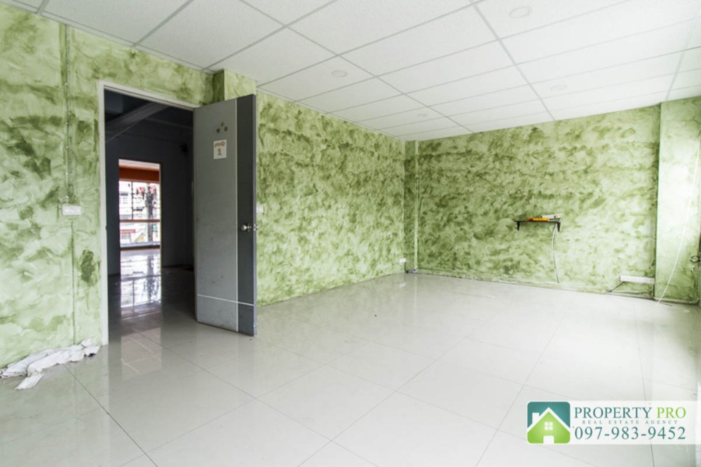 For SaleShop HouseMin Buri, Romklao : Commercial building 4 storey for sale The Wayra Ramkhamhaeng Suvarnabhuni, 2 Units, area 60 sqw 640 sqm, business district Near Siam Amazing Park, Seri Thai, Minburi : EL24S-038