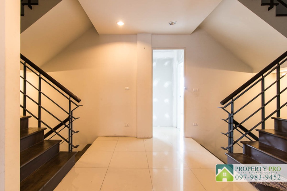 For SaleShop HouseMin Buri, Romklao : Commercial building 4 storey for sale The Wayra Ramkhamhaeng Suvarnabhuni, 2 Units, area 60 sqw 640 sqm, business district Near Siam Amazing Park, Seri Thai, Minburi : EL24S-038