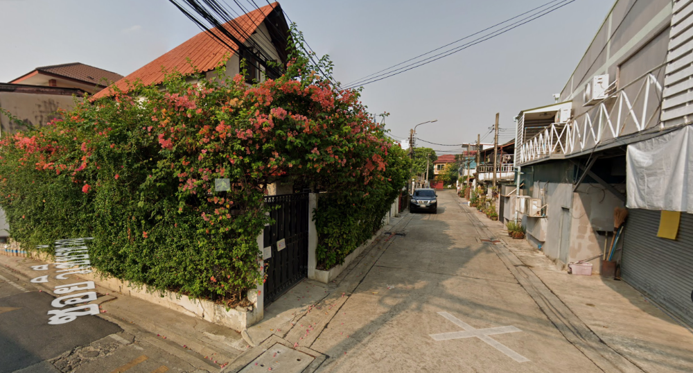 ขายบ้านสะพานควาย จตุจักร : บ้าน อินทามระ 22 / 3 ห้องนอน (ขาย), Baan Inthamara 22 / 3 Bedrooms (SALE) NUB666