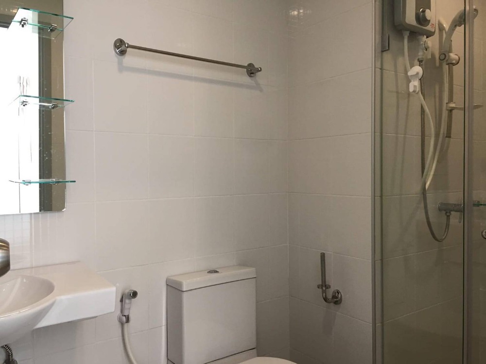 For SaleCondoThaphra, Talat Phlu, Wutthakat : S-IDWK103 Condo for sale, Ideo Wutthakat, 19th floor, swimming pool view, 31 sq m., 1 bedroom, 1 bathroom, 2.678 million, 064-959-8900