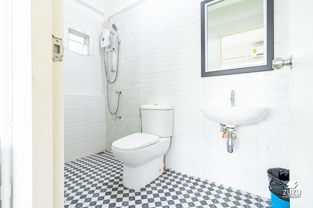 ให้เช่าปิ่นเกล้า จรัญสนิทวงศ์ : Line: @zimple_asset อพาร์ทเมนท์รายวัน จรัญสนิทวงศ์92 เดินทางสะดวก เงียบสงบ ติดกับโรงพยาบาลยันฮี ไม่ไกลจากMRTบางอ้อ