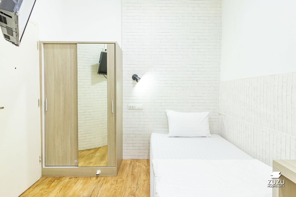 ให้เช่าปิ่นเกล้า จรัญสนิทวงศ์ : Line: @zimple_asset อพาร์ทเมนท์รายวัน จรัญสนิทวงศ์92 เดินทางสะดวก เงียบสงบ ติดกับโรงพยาบาลยันฮี ไม่ไกลจากMRTบางอ้อ