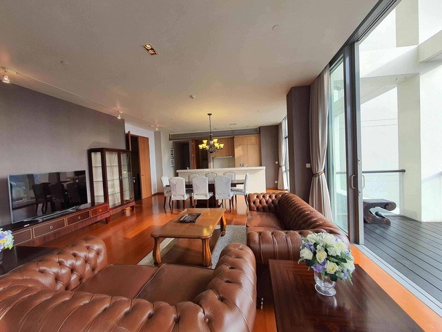 For RentCondoSathorn, Narathiwat : For Rent & Sale The Sukhothai Residences | 3 Beds | High floor | Jacuzzi in the balcony