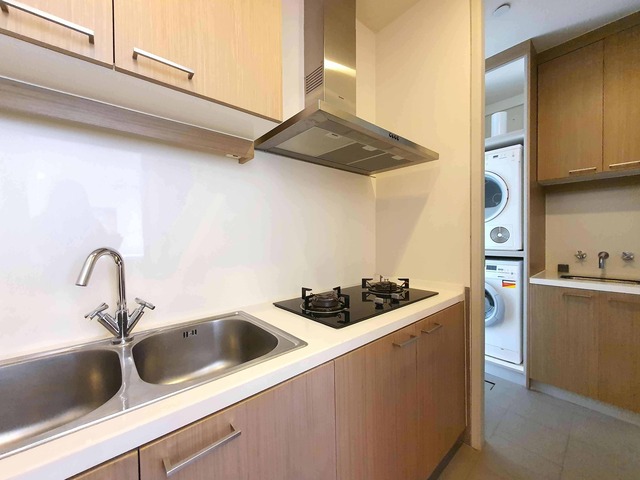 For RentCondoSathorn, Narathiwat : For Rent & Sale The Sukhothai Residences | 3 Beds | High floor | Jacuzzi in the balcony