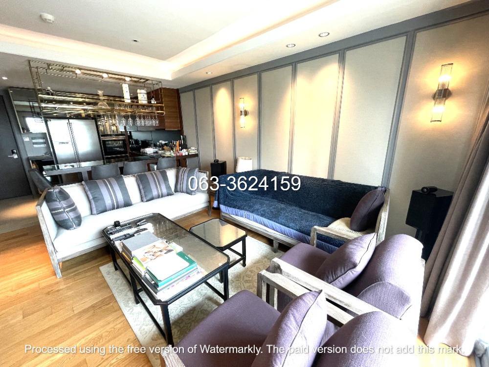 ขายคอนโดสุขุมวิท อโศก ทองหล่อ : ขาย H Sukhumvit 43 คอนโด (H Condo Sukhumvit 43) ราคาดีที่สุดของโครงการ แต่งเต็ม มีห้องแช่ไวน์ เฟอร์ราคาแพงครบๆ จบๆ แต่งไปเกือบ 3 ล้านบาท แต่ขายในราคาตลาดไม่ได้รวมค่าตกแต่ง ห้องนี้เป็นห้อง 1 ห้องนอนที่ขนาดใหญ่ที่สุด