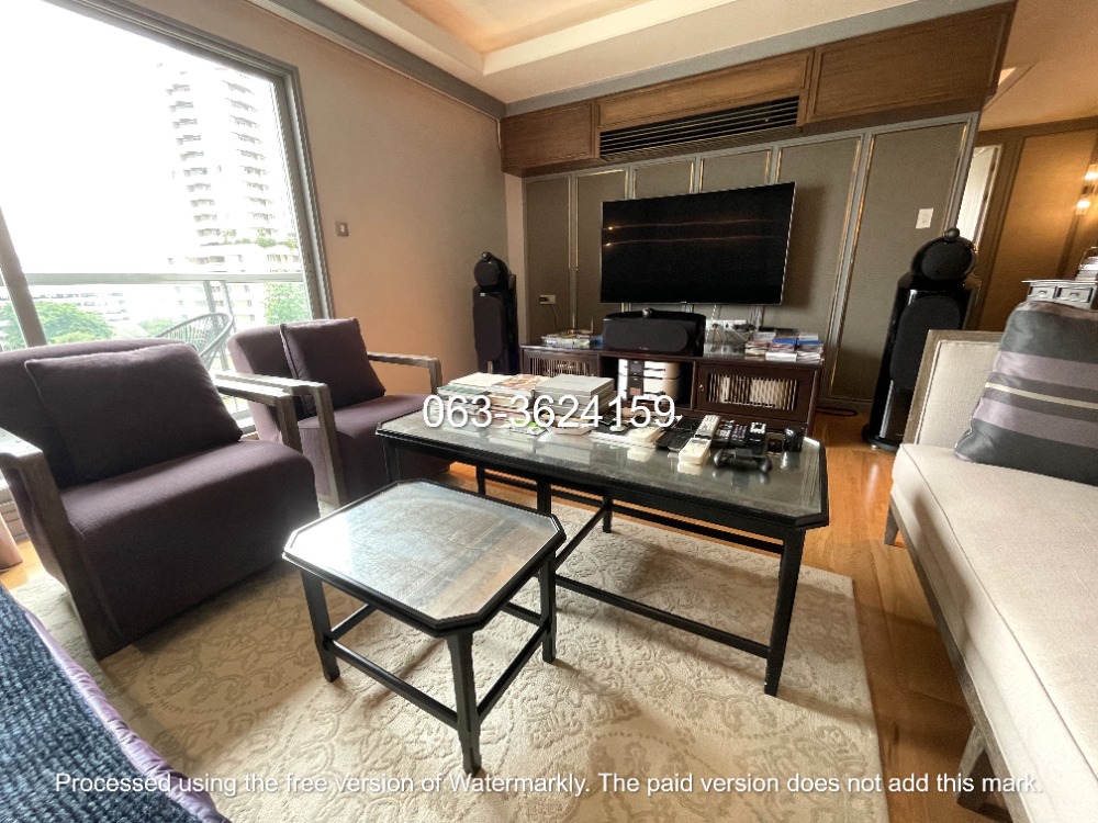 ขายคอนโดสุขุมวิท อโศก ทองหล่อ : ขาย H Sukhumvit 43 คอนโด (H Condo Sukhumvit 43) ราคาดีที่สุดของโครงการ แต่งเต็ม มีห้องแช่ไวน์ เฟอร์ราคาแพงครบๆ จบๆ แต่งไปเกือบ 3 ล้านบาท แต่ขายในราคาตลาดไม่ได้รวมค่าตกแต่ง ห้องนี้เป็นห้อง 1 ห้องนอนที่ขนาดใหญ่ที่สุด