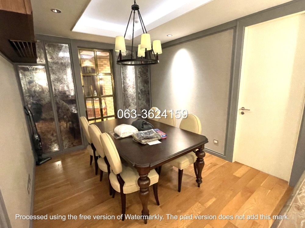 ขายคอนโดสุขุมวิท อโศก ทองหล่อ : ขาย H Sukhumvit 43 คอนโด (H Condo Sukhumvit 43) ราคาดีที่สุดของโครงการ แต่งเต็ม มีห้องแช่ไวน์ เฟอร์ราคาแพงครบๆ จบๆ แต่งไปเกือบ 3 ล้านบาท แต่ขายในราคาตลาดไม่ได้รวมค่าตกแต่ง ห้องนี้เป็นห้อง 1 ห้องนอนที่ขนาดใหญ่ที่สุด