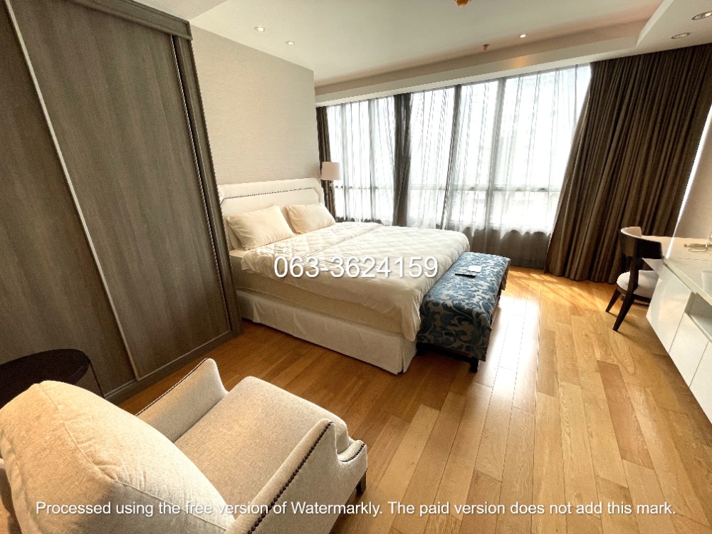 ขายคอนโดสุขุมวิท อโศก ทองหล่อ : ขาย H Sukhumvit 43 คอนโด (H Condo Sukhumvit 43) ราคาดีที่สุดของโครงการ แต่งเต็ม มีห้องแช่ไวน์ เฟอร์ราคาแพงครบๆ จบๆ แต่งไปเกือบ 3 ล้านบาท แต่ขายในราคาตลาดไม่ได้รวมค่าตกแต่ง ห้องนี้เป็นห้อง 1 ห้องนอนที่ขนาดใหญ่ที่สุด