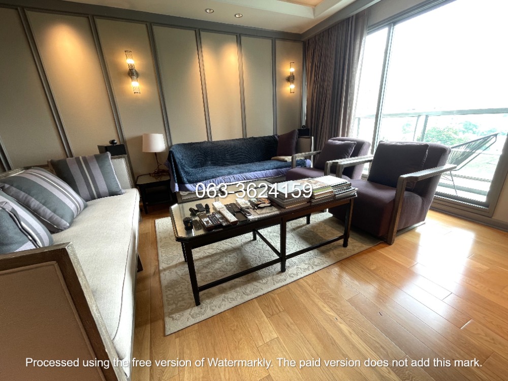 ขายคอนโดสุขุมวิท อโศก ทองหล่อ : ขาย H Sukhumvit 43 คอนโด (H Condo Sukhumvit 43) ราคาดีที่สุดของโครงการ แต่งเต็ม มีห้องแช่ไวน์ เฟอร์ราคาแพงครบๆ จบๆ แต่งไปเกือบ 3 ล้านบาท แต่ขายในราคาตลาดไม่ได้รวมค่าตกแต่ง ห้องนี้เป็นห้อง 1 ห้องนอนที่ขนาดใหญ่ที่สุด