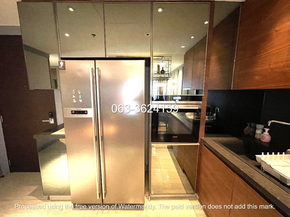 ขายคอนโดสุขุมวิท อโศก ทองหล่อ : ขาย H Sukhumvit 43 คอนโด (H Condo Sukhumvit 43) ราคาดีที่สุดของโครงการ แต่งเต็ม มีห้องแช่ไวน์ เฟอร์ราคาแพงครบๆ จบๆ แต่งไปเกือบ 3 ล้านบาท แต่ขายในราคาตลาดไม่ได้รวมค่าตกแต่ง ห้องนี้เป็นห้อง 1 ห้องนอนที่ขนาดใหญ่ที่สุด