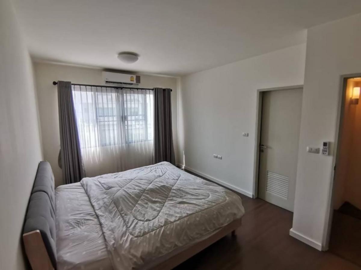 ขายทาวน์โฮมนนทบุรี บางใหญ่ บางบัวทอง : ขายทาวน์โฮม 3 ชั้น ทาวน์อเวนิว เมิร์จ รัตนาธิเบศร์ เพียง 700 เมตรถึง MRTสามแยกบางใหญ่ ทาวน์เฮ้าส์ 3 ชั้น  เนื้อที่ 29 ตร.วา พื้นที่ใช้สอย 170 ตร.ม