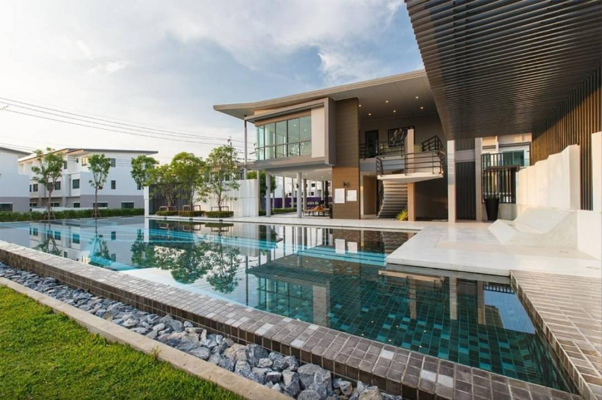 ขายทาวน์โฮมนนทบุรี บางใหญ่ บางบัวทอง : ขายทาวน์โฮม 3 ชั้น ทาวน์อเวนิว เมิร์จ รัตนาธิเบศร์ เพียง 700 เมตรถึง MRTสามแยกบางใหญ่ ทาวน์เฮ้าส์ 3 ชั้น  เนื้อที่ 29 ตร.วา พื้นที่ใช้สอย 170 ตร.ม