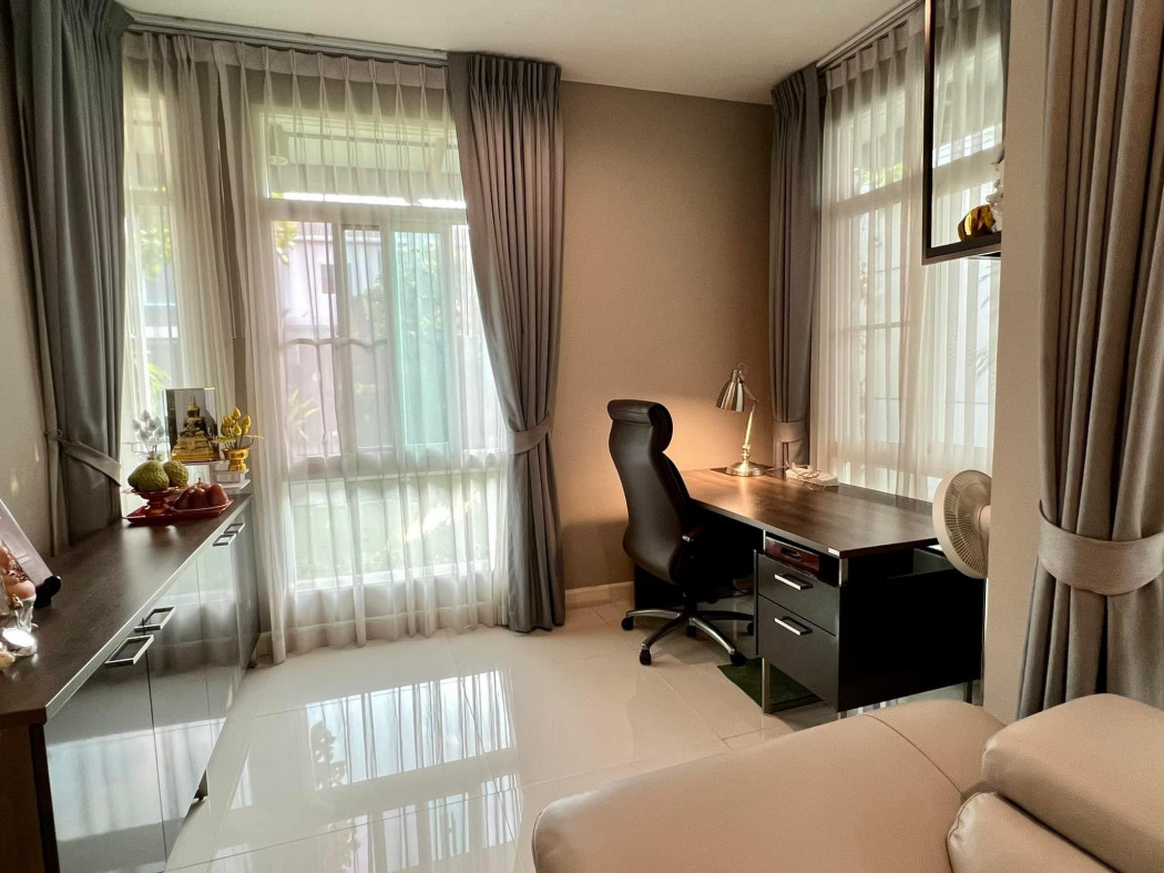 ให้เช่าบ้านบางนา แบริ่ง ลาซาล : ให้เช่า บ้านเดี่ยว มัณฑนา 2 บางนา กม.7 ติด MEGA บางนา 4 ห้องนอน 5 ห้องน้ำ สวนขนาดใหญ่