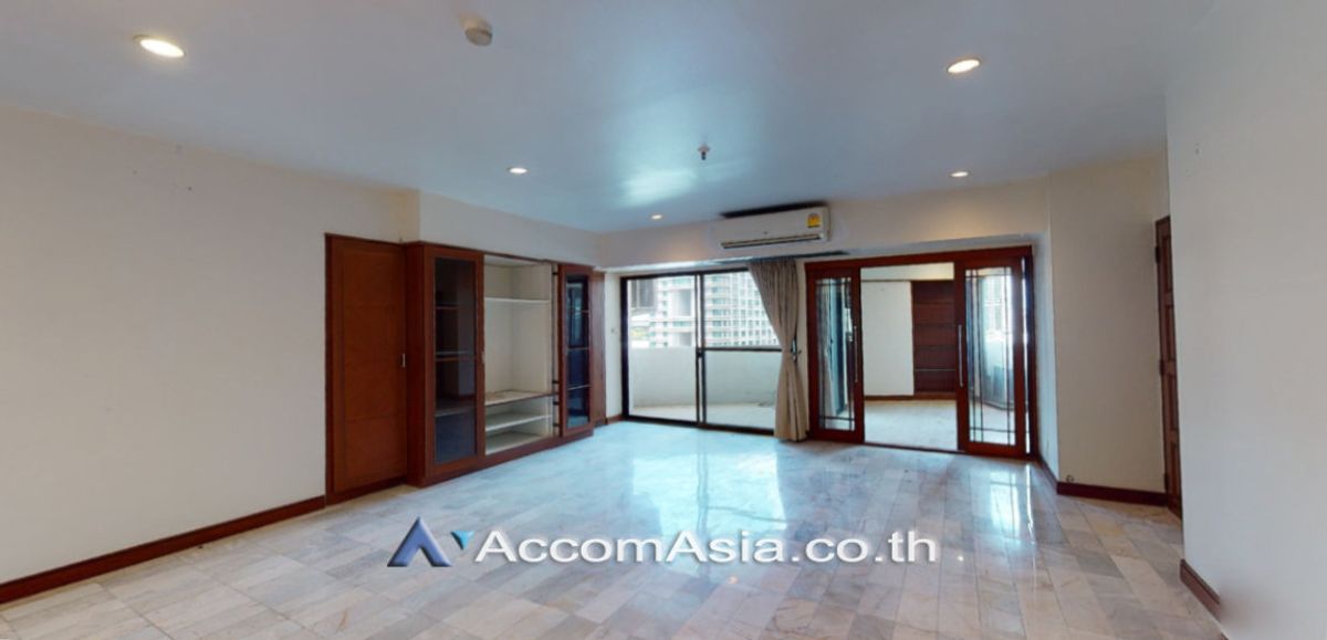 ให้เช่าคอนโดสุขุมวิท อโศก ทองหล่อ : 🔼 AccomA🔽 Pet friendly 2 Bedrooms Condominium for Sale and Rent in Sukhumvit, Bangkok near BTS Thong Lo at Fifty Fifth Tower (AA15973)