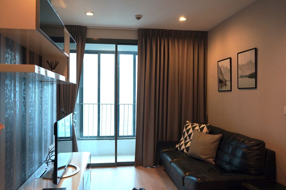 For SaleCondoRatchathewi,Phayathai : Ideo Mobi Phayathai【𝐒𝐄𝐋𝐋 & 𝐑𝐄𝐍𝐓】🔥Large room, 2 bedrooms, complete with furniture/appliances. Near BTS/ARL Phaya Thai🔥 Contact Line ID: @hacondo