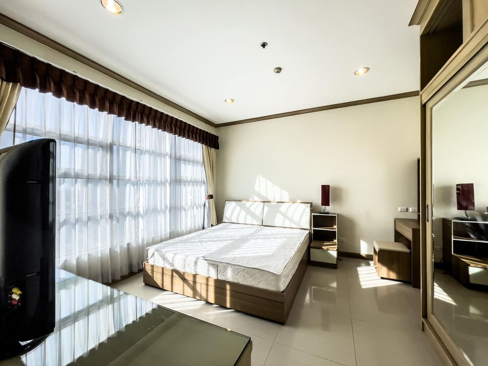 For RentCondoRatchathewi,Phayathai : Baan Klang Krung Siam - Pathumwan【𝐑𝐄𝐍𝐓】🔥 Wide space room Downtown area, Classic style, airy, near BTS Ratchathewi. Ready to live in December🔥 Contact Line ID: @hacondo