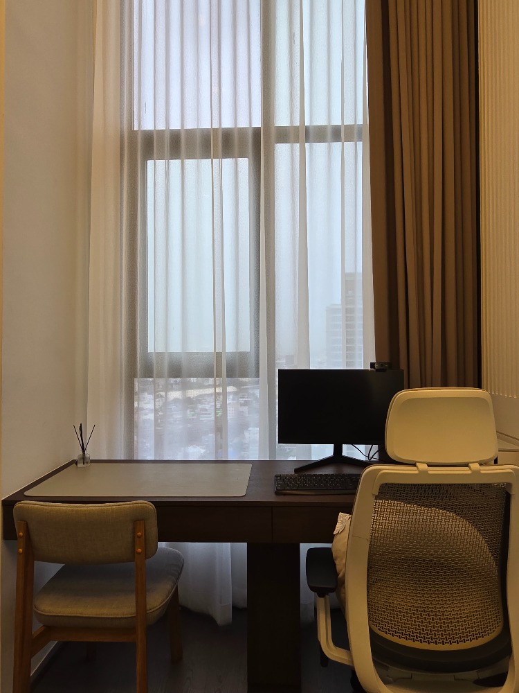 For RentCondoSiam Paragon ,Chulalongkorn,Samyan : Park Origin Chula - Samyan【𝐑𝐄𝐍𝐓】🔥Loft room, elegantly decorated, fully furnished, great location, near BTS Ratchathewi.🔥 Contact Line ID: @hacondo