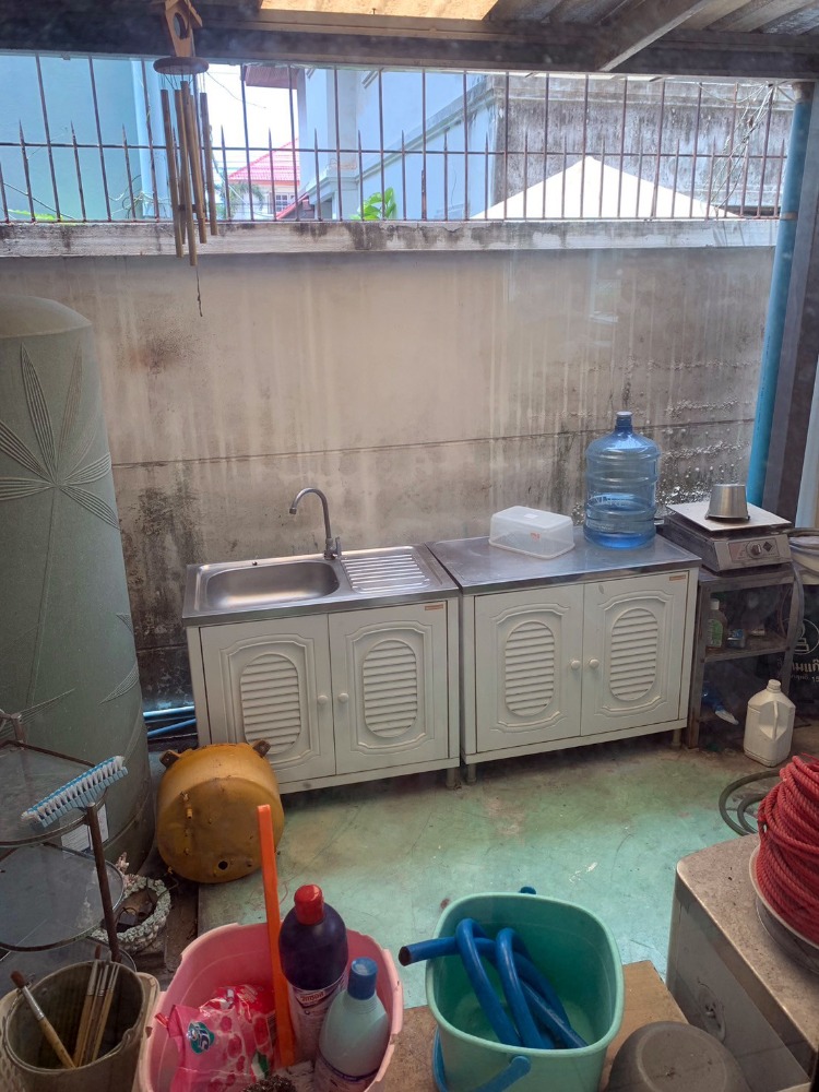 ขายตึกแถว*ห้องมุม* ทาวน์พลัส ประชาอุทิศ (Town+), ตึก 3.5 ชั้น เฟส B *ใกล้ Big C ประชาอุทิศ Loading...