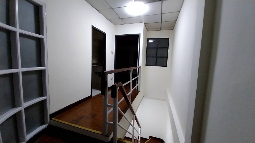 ให้เช่าทาวน์โฮมนวมินทร์ รามอินทรา : 💥🎋ปล่อยเช่าทาวน์โฮม 4 นอน 3 น้ำ หมู่บ้านธันยกานต์วัชรพล-สุขาภิบาล5   รีโนเวทใหม่หมด🎋💥