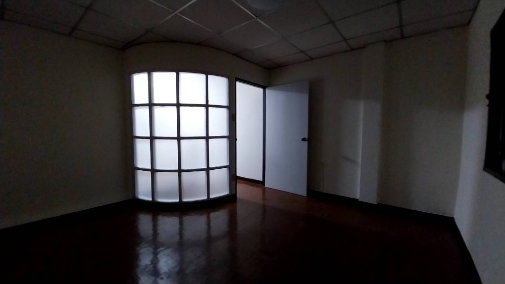 ให้เช่าทาวน์โฮมนวมินทร์ รามอินทรา : 💥🎋ปล่อยเช่าทาวน์โฮม 4 นอน 3 น้ำ หมู่บ้านธันยกานต์วัชรพล-สุขาภิบาล5   รีโนเวทใหม่หมด🎋💥