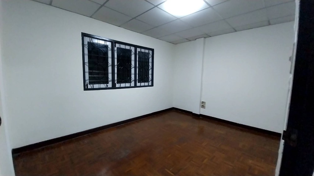 ให้เช่าทาวน์โฮมนวมินทร์ รามอินทรา : 💥🎋ปล่อยเช่าทาวน์โฮม 4 นอน 3 น้ำ หมู่บ้านธันยกานต์วัชรพล-สุขาภิบาล5   รีโนเวทใหม่หมด🎋💥