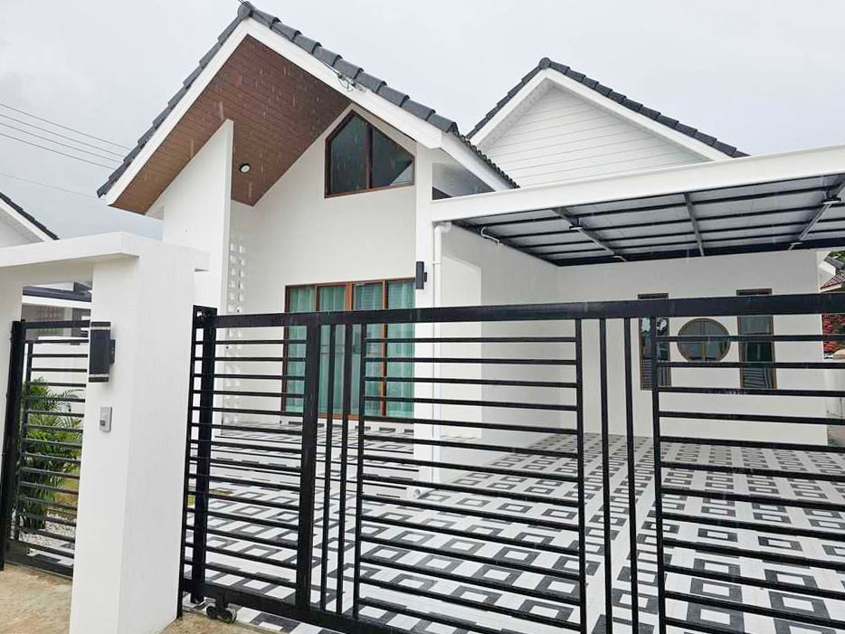 For RentHouseChiang Mai : A house for rent good location near by 5 min to Kad Farang,  No.14H762