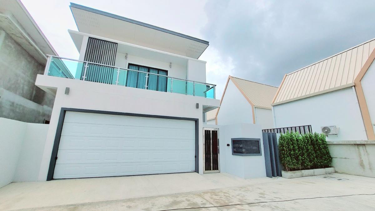 ขายบ้านพัทยา บางแสน ชลบุรี สัตหีบ : ขายบ้าน Pool Villa 2 ชั้น พร้อมสระว่ายน้ำ พัทยา บางละมุง 4 นอน 4 น้ำ 2 จอดรถ ราคา promotion ซื้อภายในเดือนสิงหาคมนี้เหลือ 11 ล้านบาท